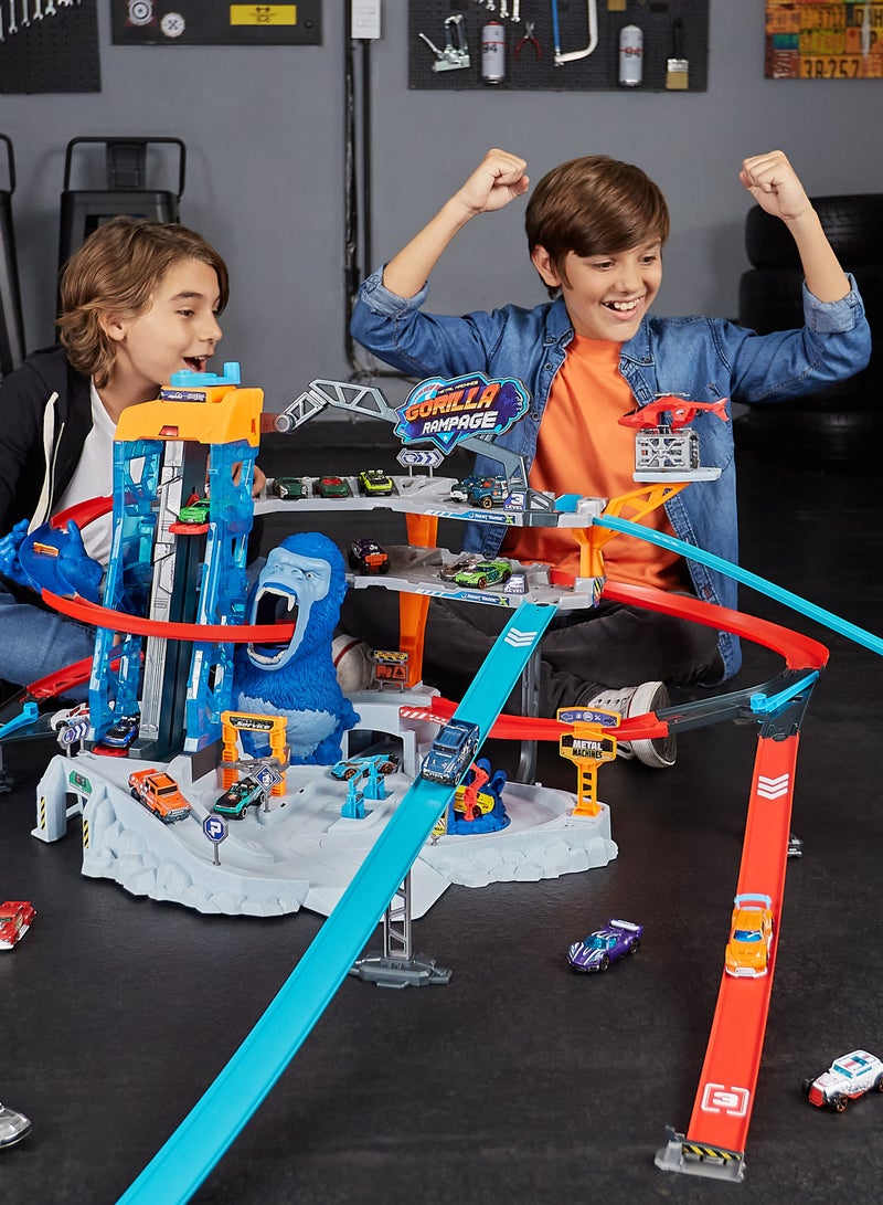 METAL MACHINES Gorilla Rampage Playset For Ages 4+