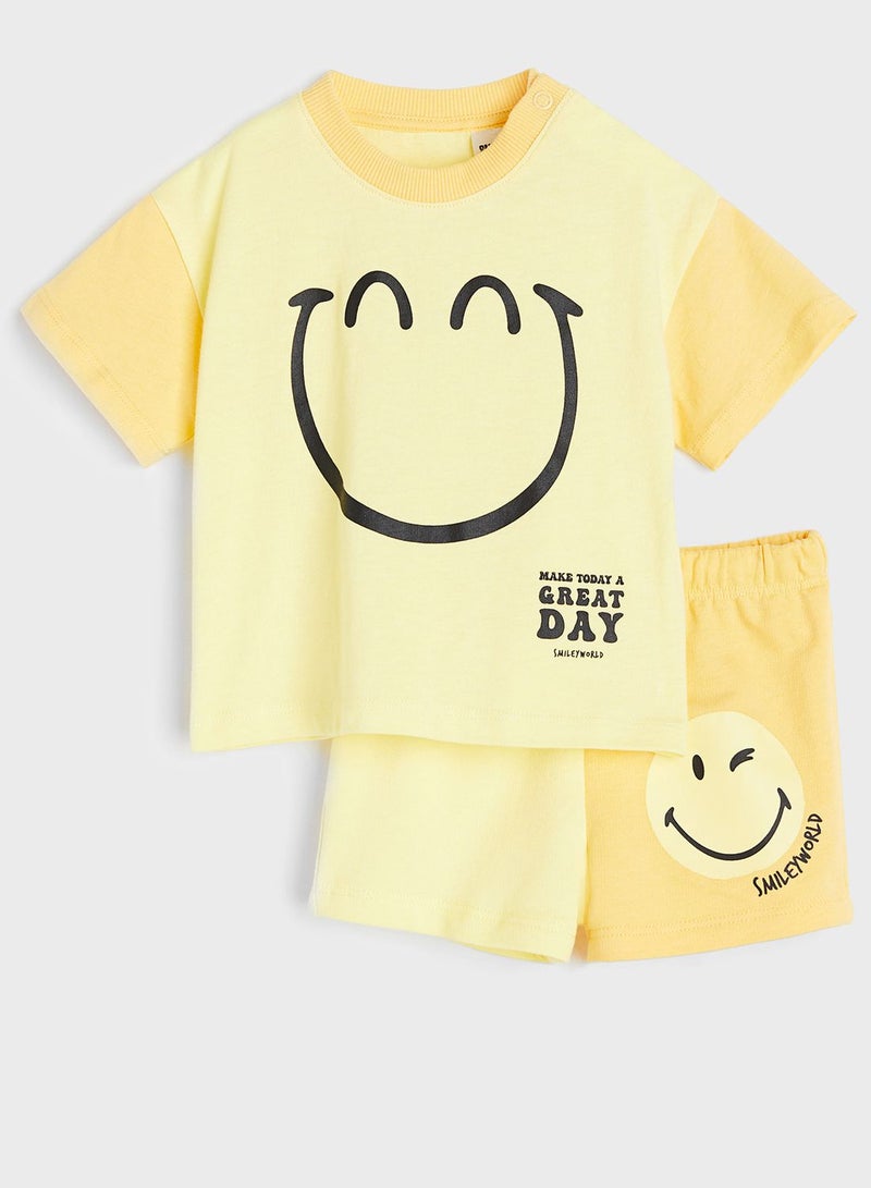 Kids Printed T-Shirt & Pyjama Set