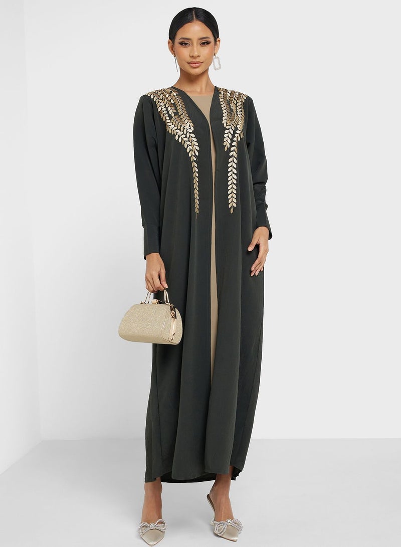Embroidered Detail Abaya With Sheila