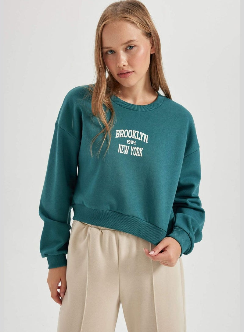 Oversize Fit Slogan Pattern Sweatshirt