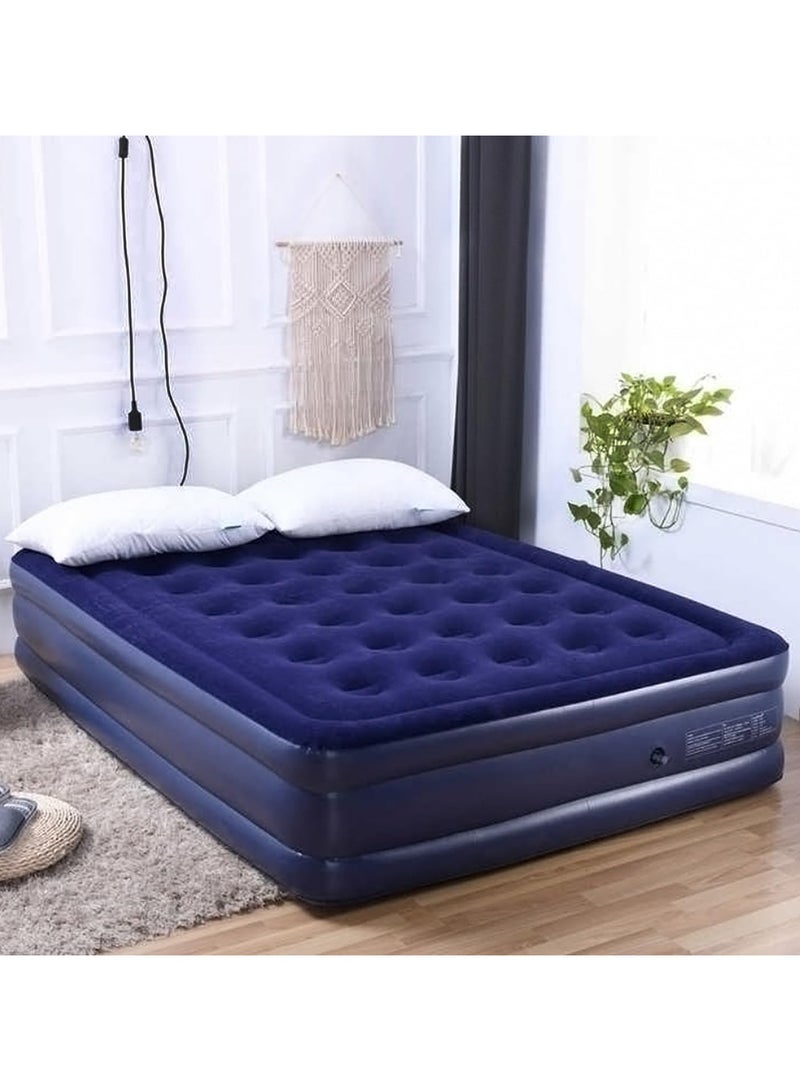 Air Mattress with Built-in Pump Inflatable Bed in 3 Mins Self-Inflation/Deflation Flocked Surface Ideal for Home Use And Camping.