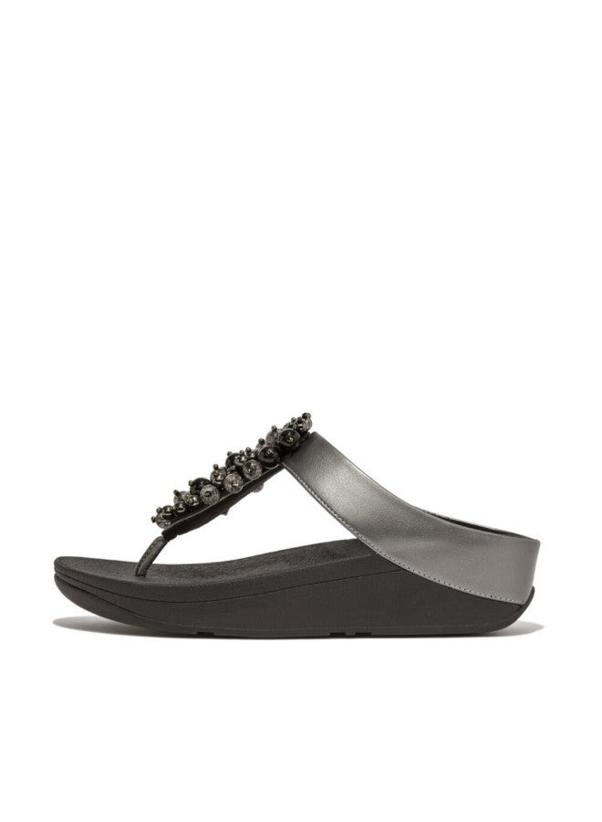 049-790 FITFLOP Ladies Sandals HI9-B06 Fino Bauble-Bead Toe-Post Sandals - Platino