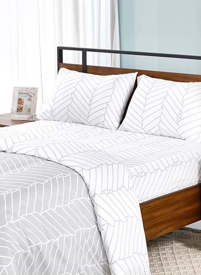 Chevron Fitted Sheet and Pillowcase Set, Silver & White - 200x200 cm