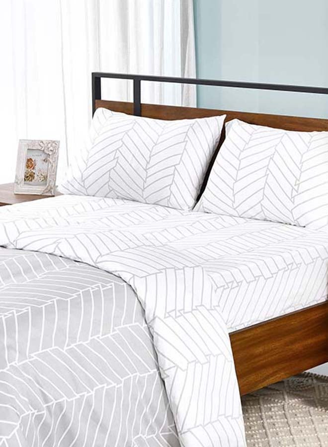 Chevron Fitted Sheet and Pillowcase Set, Silver & White - 150x200 cm