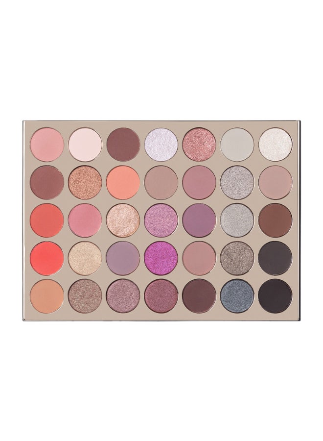 Character 35 Color Glamour Edition Eyeshadow Palette Adventure