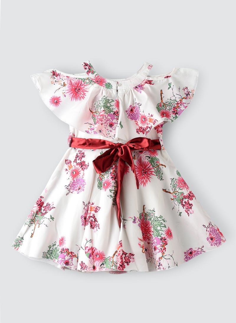 Blooming Adventures: Girls' Floral Dress Comfort, Style & Twirls