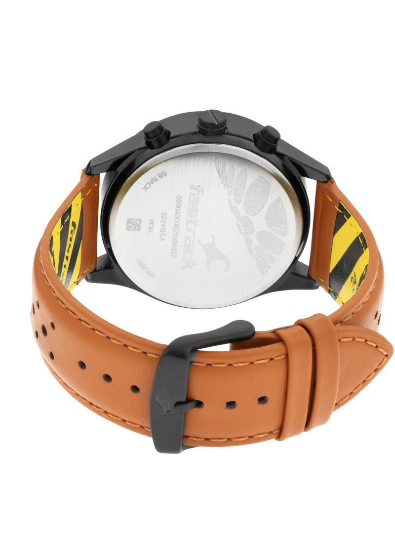 Fastrack Fastfit Quartz Analog with Day and Date Black Dial Leather Strap Watch for Guys