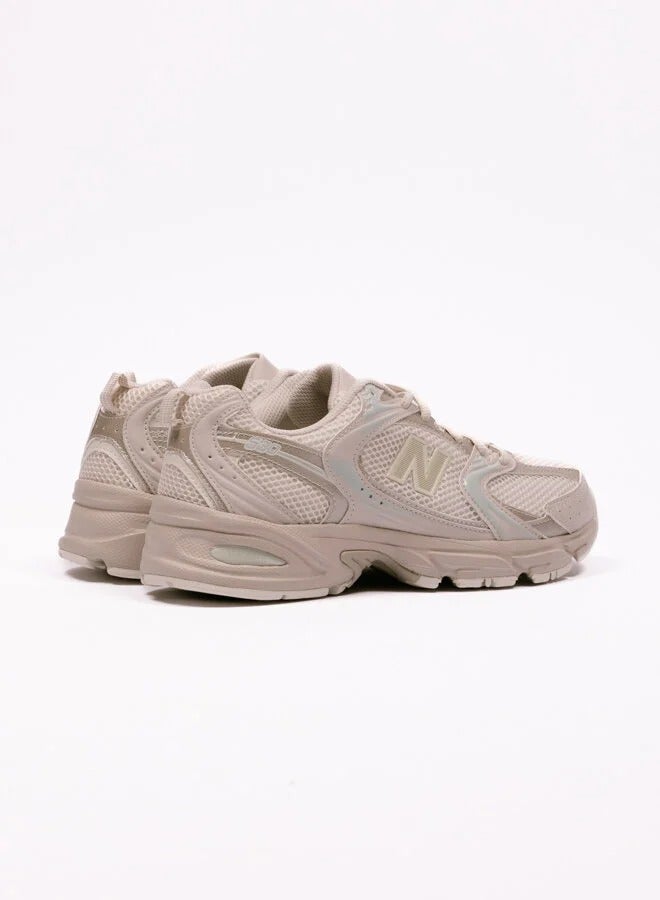 530 Sneakers