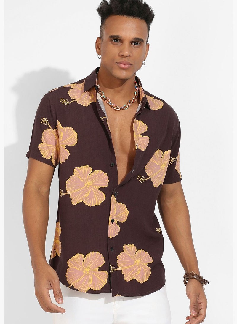 Printed Spread Collar Short Sleeve Shirt
