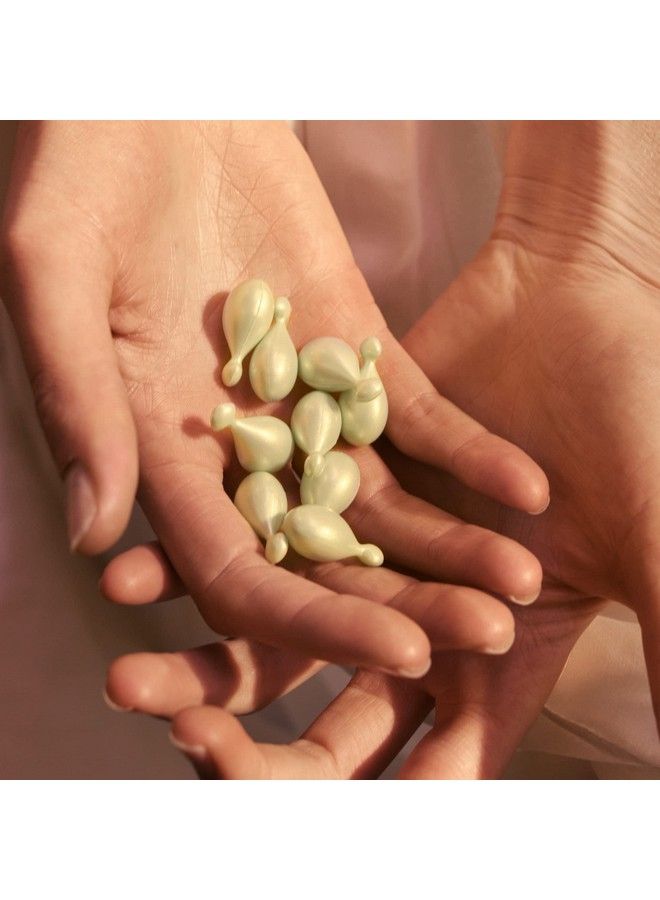 Cleansing Oil Capsules ; Oil Based Facial Cleanser That Dissolves All Traces Of Impurities And Hydrates The Skin For Up To 12 Hours After Use Travel Size 14 Capsules