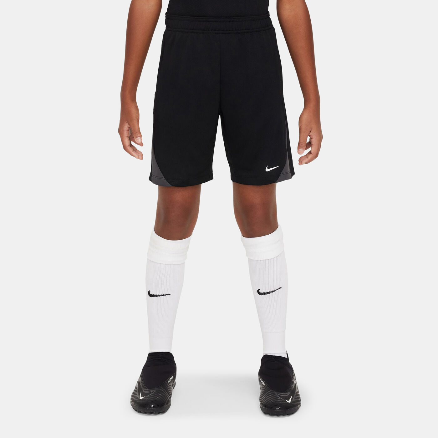 Kids' Dri-FIT Strike Football Shorts (Older Kids)