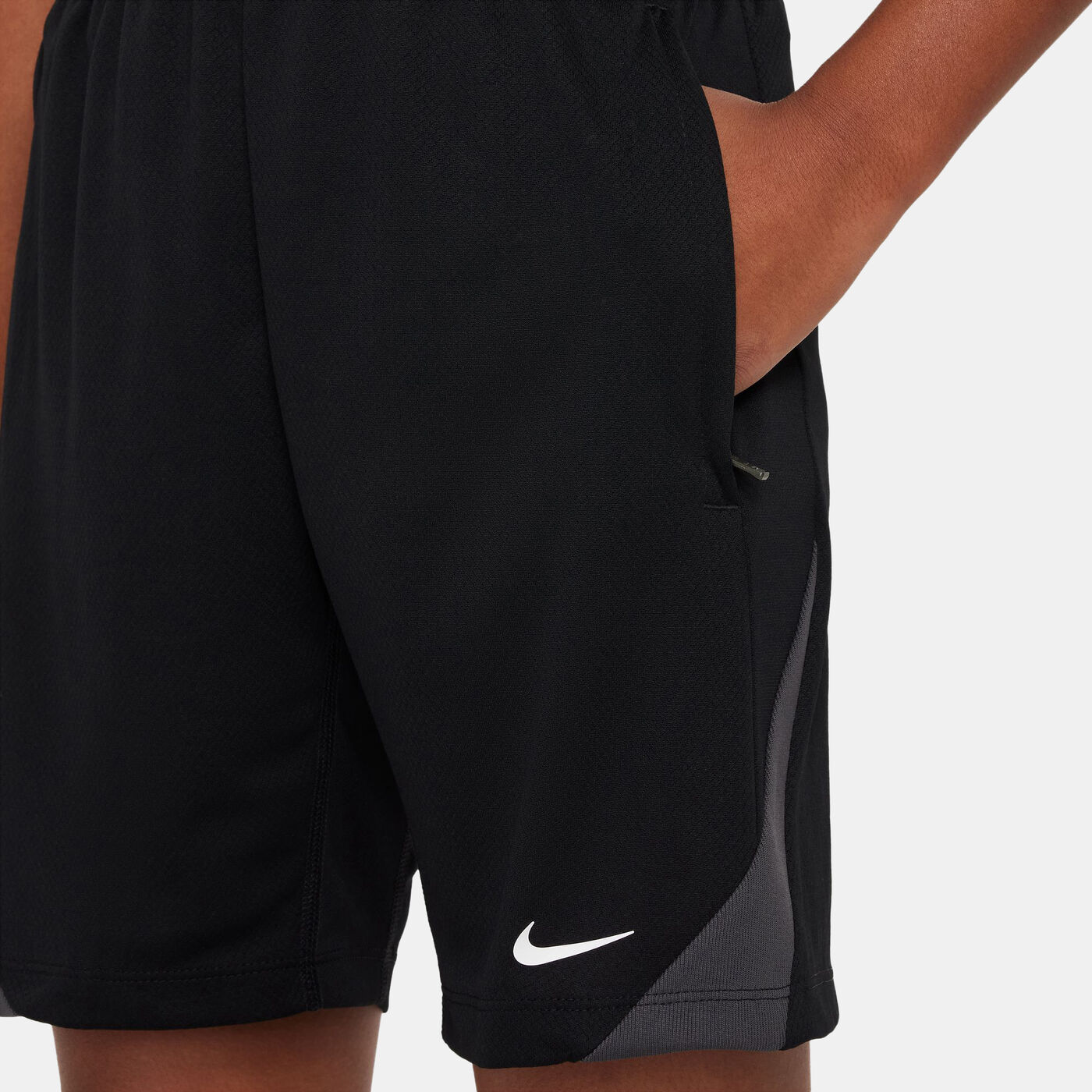 Kids' Dri-FIT Strike Football Shorts (Older Kids)