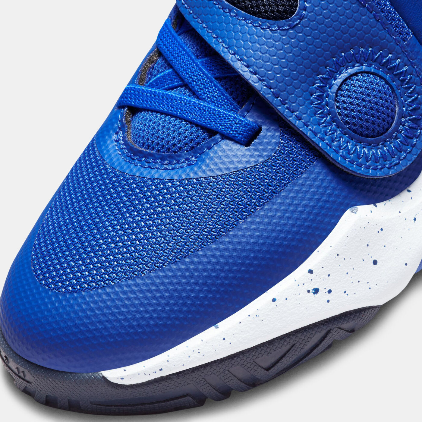 Kids' Team Hustle D 11 Basketball Shoes