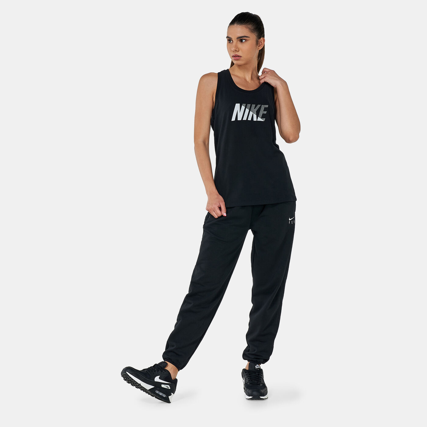 Women's Dri-FIT Swoosh Fly Standard Issue Sweatpants