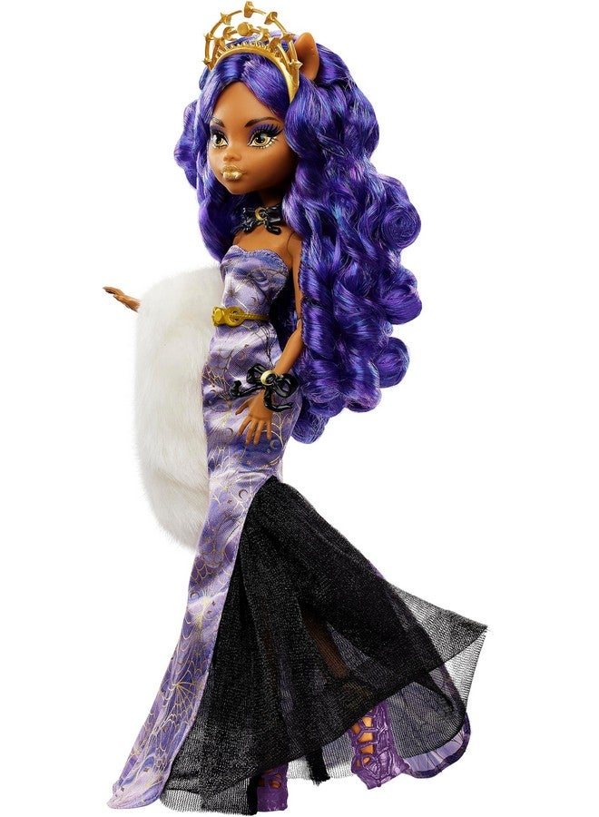 Doll Clawdeen Wolf Howliday Collector Edition Purple Hair And Floorlength Gown With Furry Boa