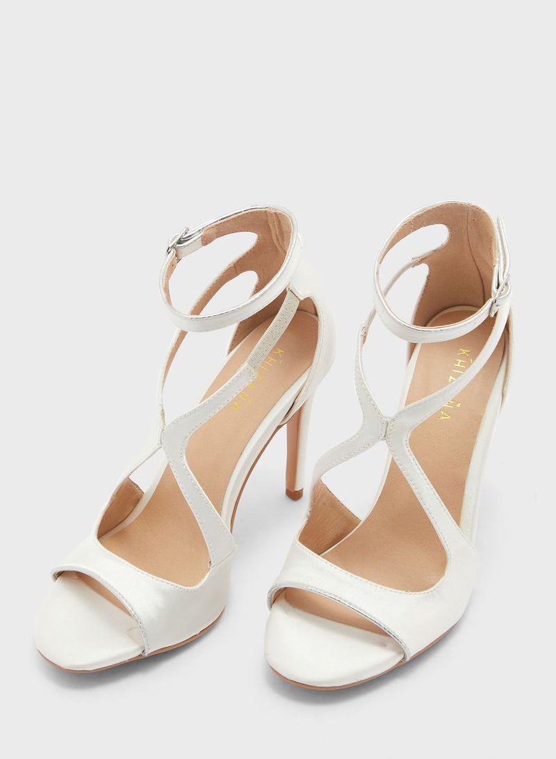 V Detail Metallic Trim Ankle Strap Sandal