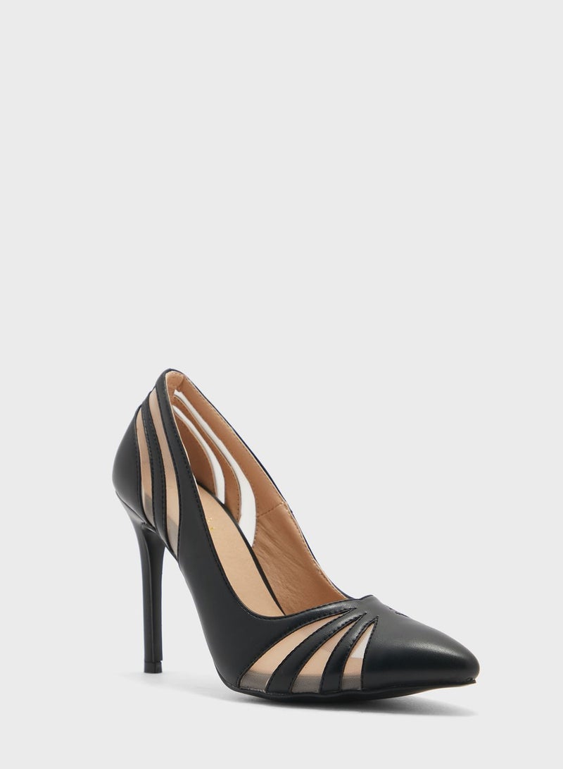 Cutout Detail Pointed Pump