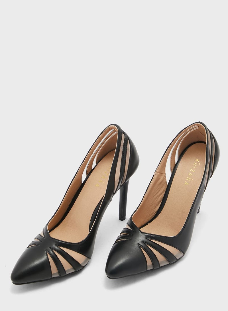 Cutout Detail Pointed Pump