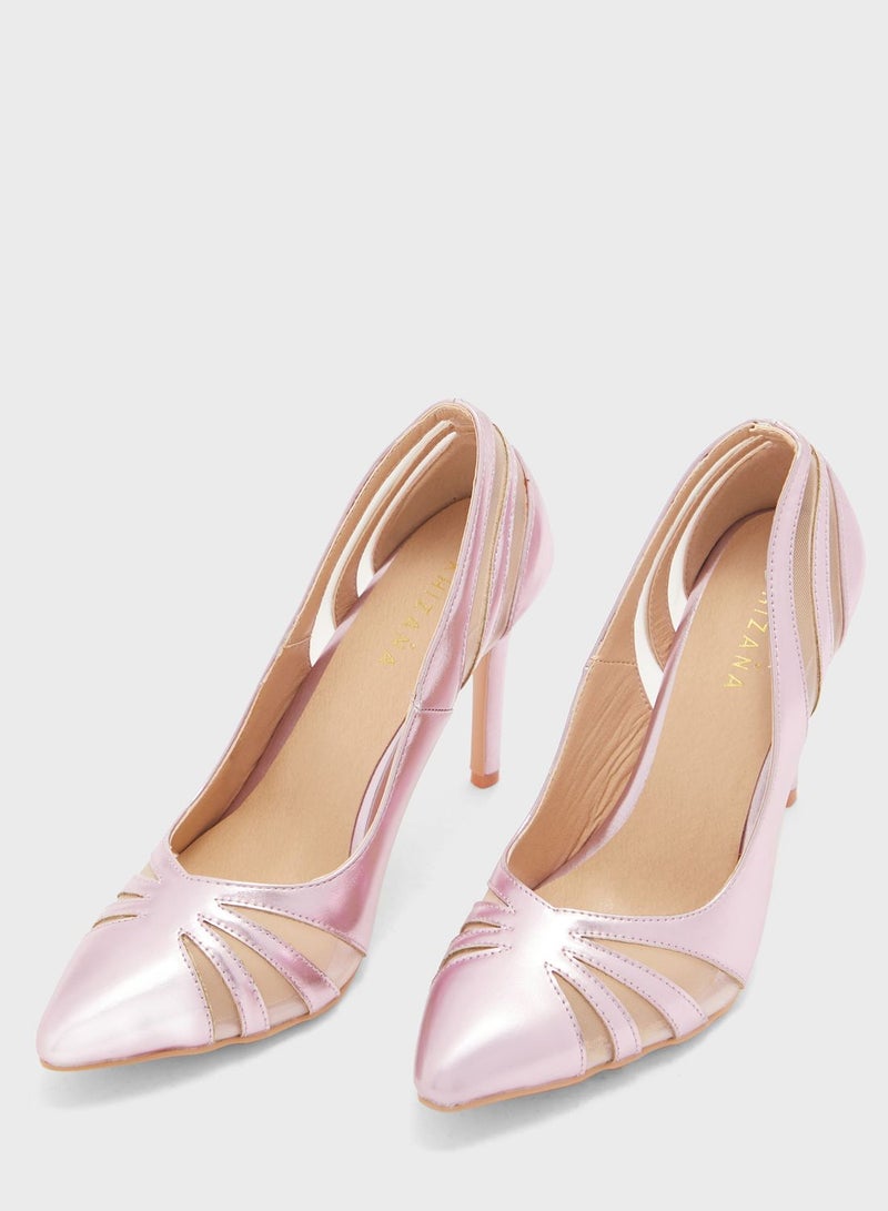 Cutout Detail Pointed Pump