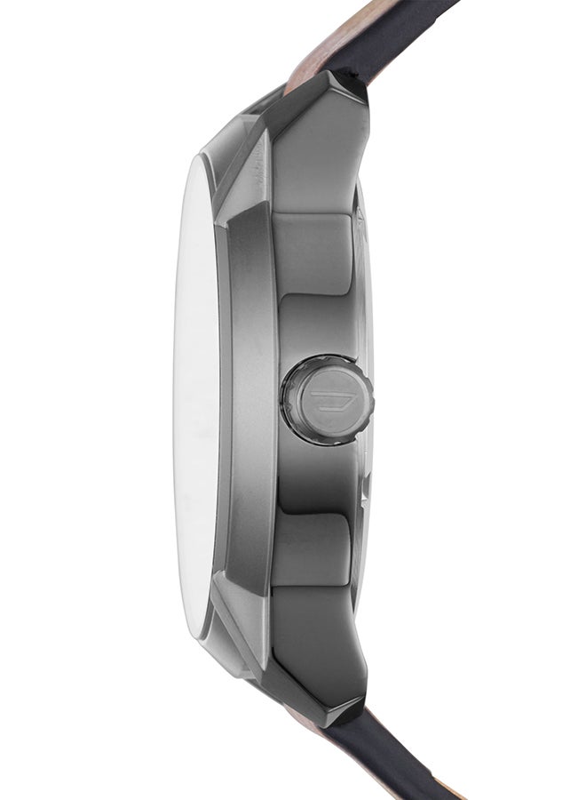 Men's Analog Round Shape Leather Wrist Watch DZ1784 - 45 Mm