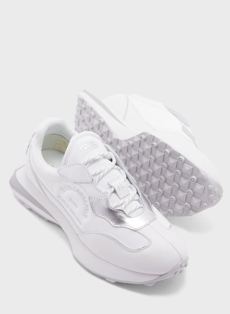 Zone Low-Top Sneakers