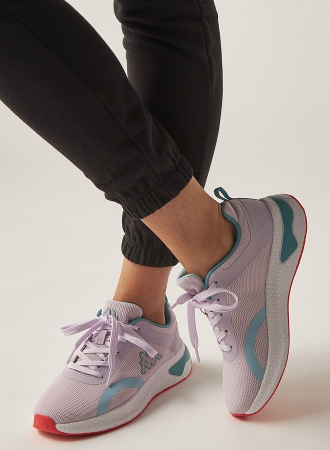 Women Lace Up Sports Shoes