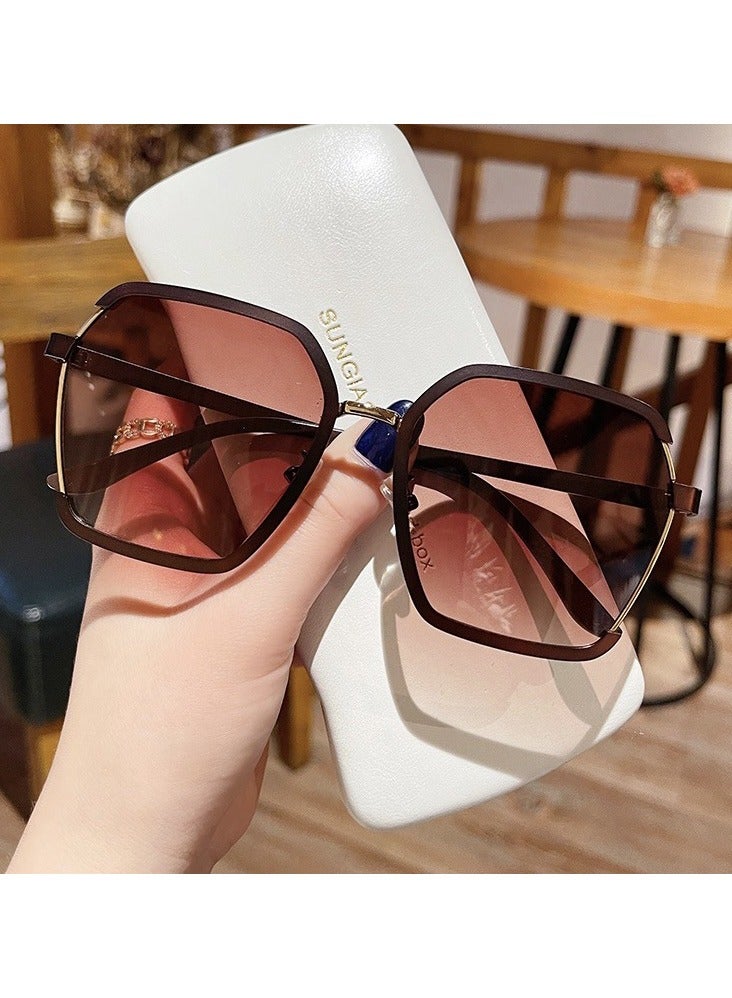 Women's Metal Large Frame Trendy Hundreds of UV Protection Sunglasses