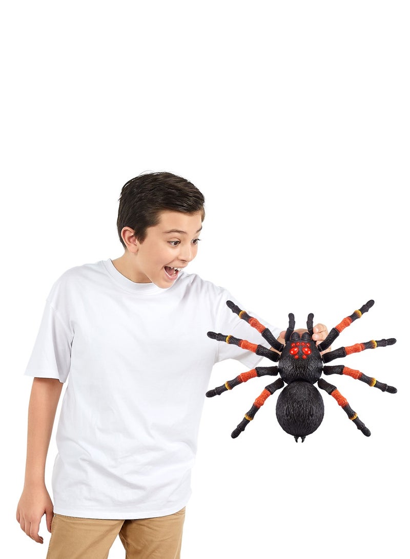 ZURU ROBO ALIVE Giant Tarantula, Battery-Powered Robotic Interactive Electronic Spider Comes with Web Slime, Prankst Toys for Ages 3+