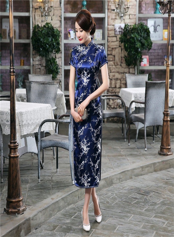 A Plum Blossom Short Sleeved Long Skirt Upper Blue