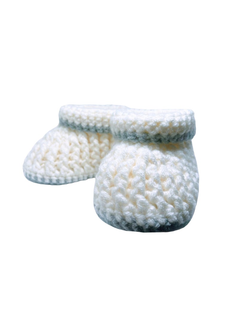 Braided Baby Booties White and Grey 4.5 inch sole for new born, 3 to 6 months baby feet