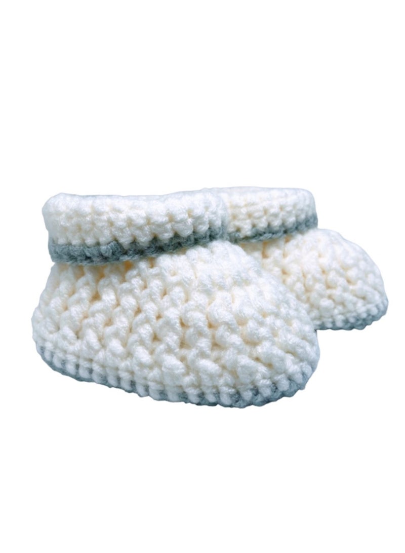 Braided Baby Booties White and Grey 4.5 inch sole for new born, 3 to 6 months baby feet