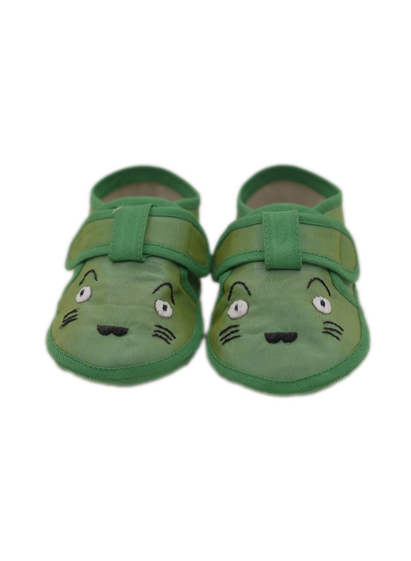 Chinese Handmade Embroidered Baby Shoes