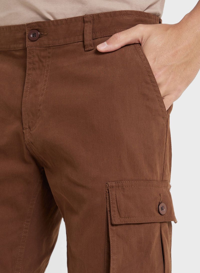 Men Slim Fit Mid-Rise Cargos Trousers