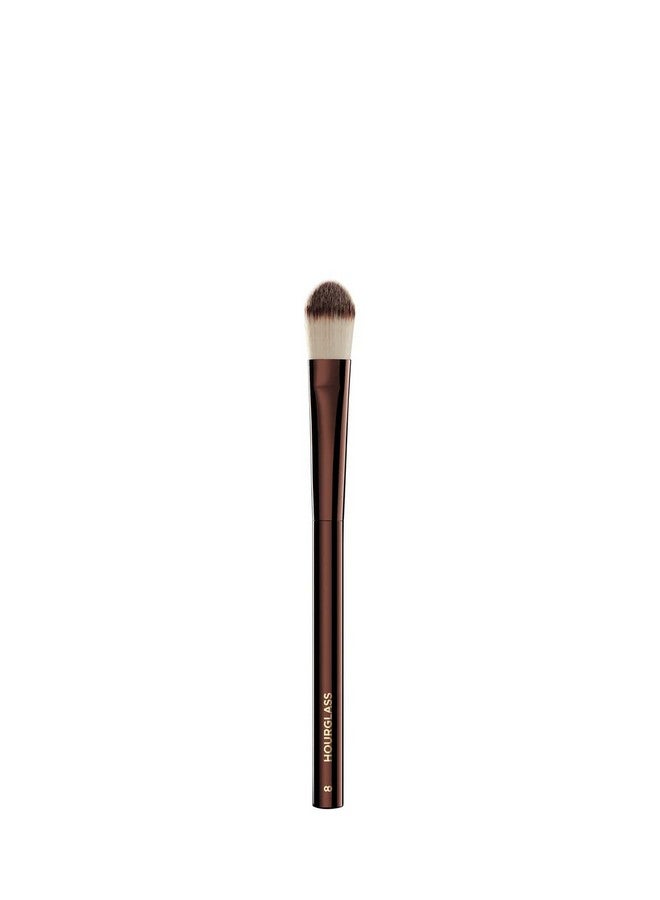 Brush 8 Large Concealer