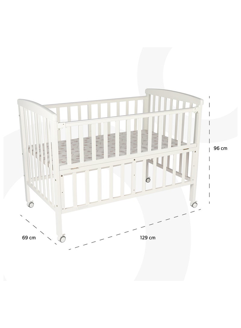 Wooden Portable Crib 129x69x96 Cm 0 To 4 Years
