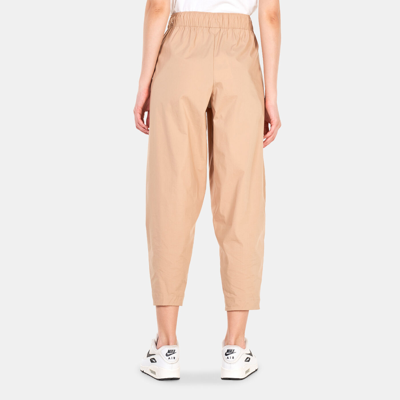 Women's Sportswear Essential High-Rise Curve Pants