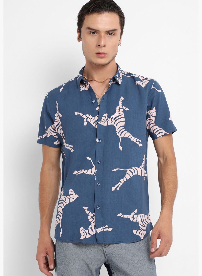 Printed Spread Collar Short Sleeve Shirt