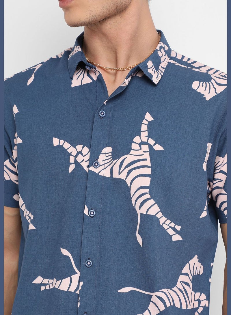 Printed Spread Collar Short Sleeve Shirt