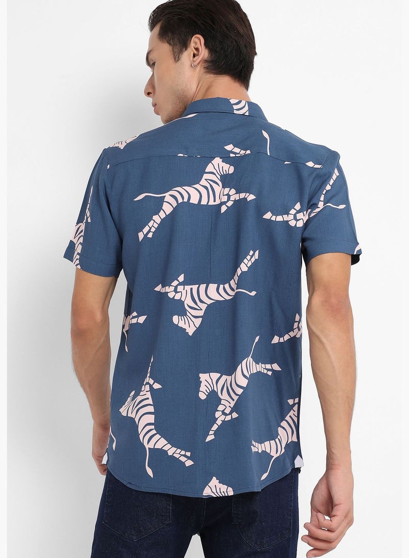 Printed Spread Collar Short Sleeve Shirt