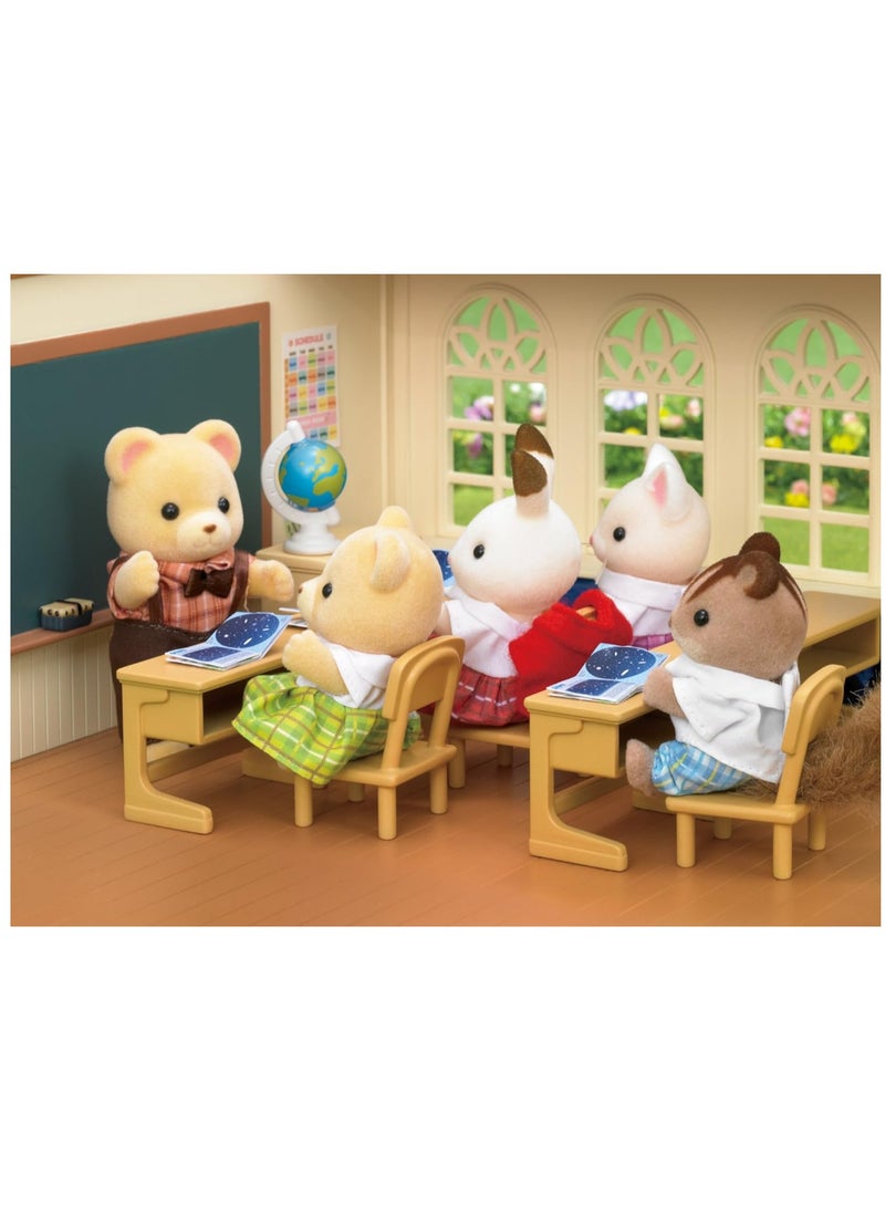 Sylvanian Families Country Tree School Gift Set 5105