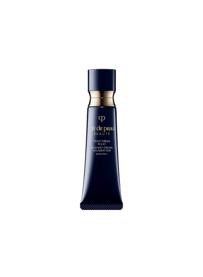 CLÉ DE PEAU BEAUTÉ RADIANT CREAM FOUNDATION - O90