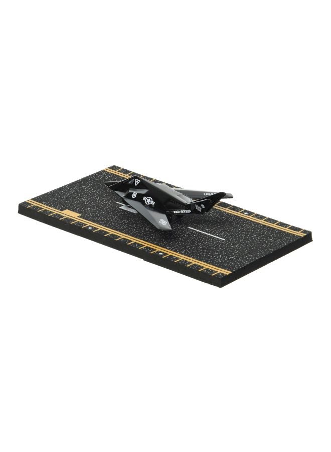Nighthawk Jet With Connectible Runway 14103