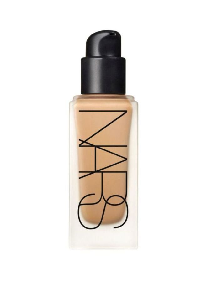 All Day Luminous Weightless Liquid Foundation Cadiz