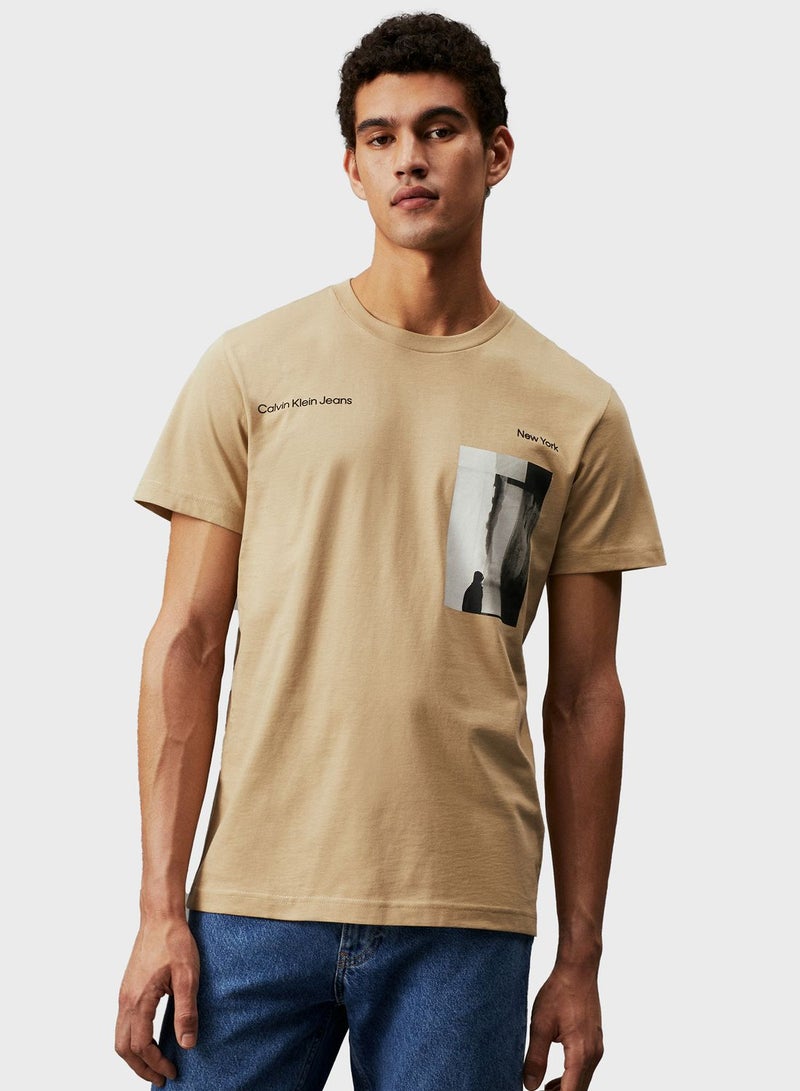 Graphic Crew Neck T-Shirt