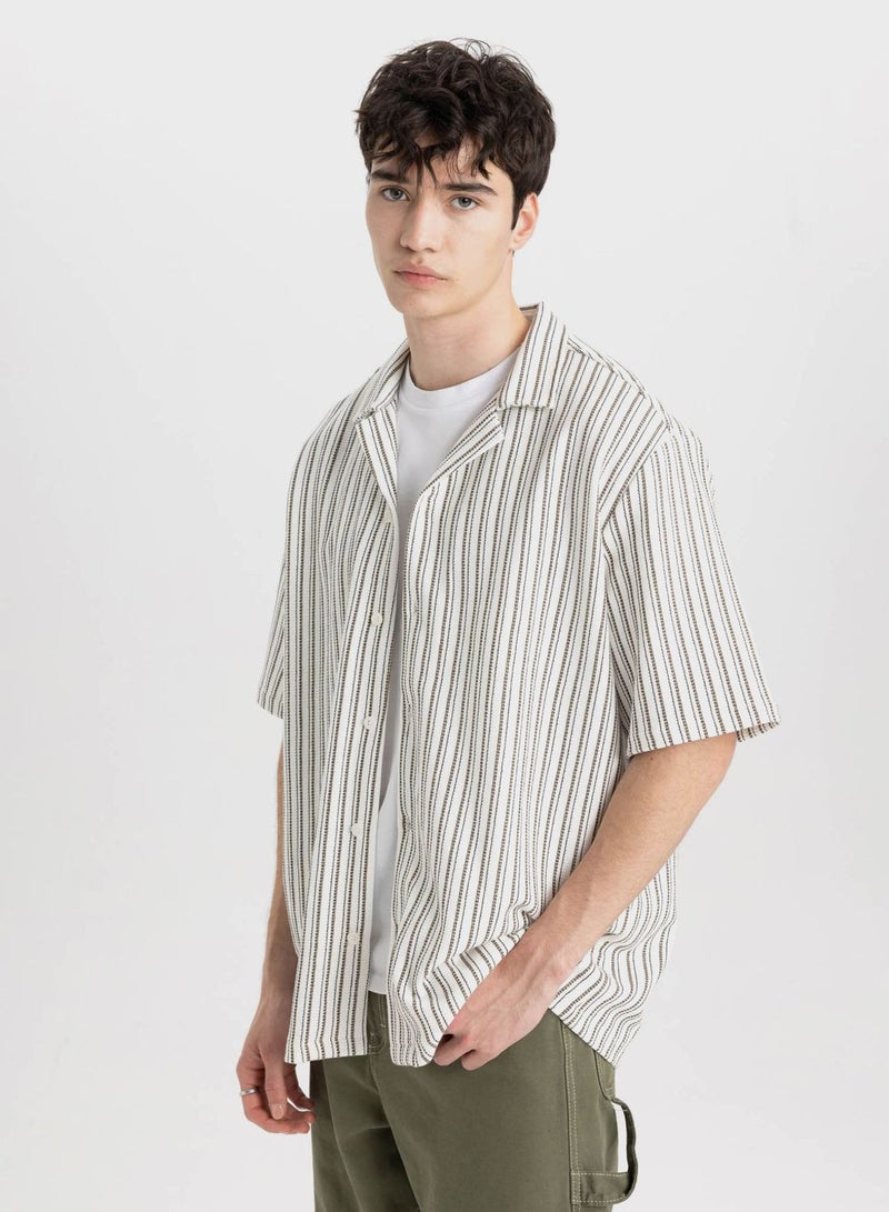 Relax Fit Striped Short Sleeve Shirt