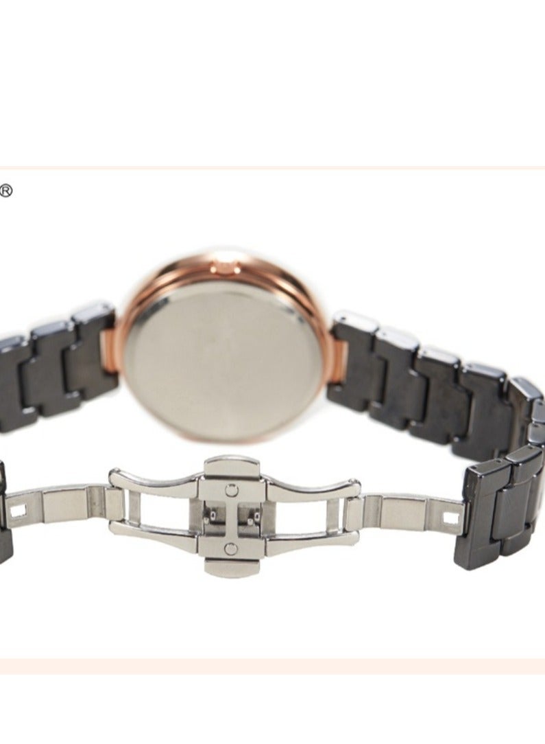 Women's Four Leaf Grass Fashion Watch