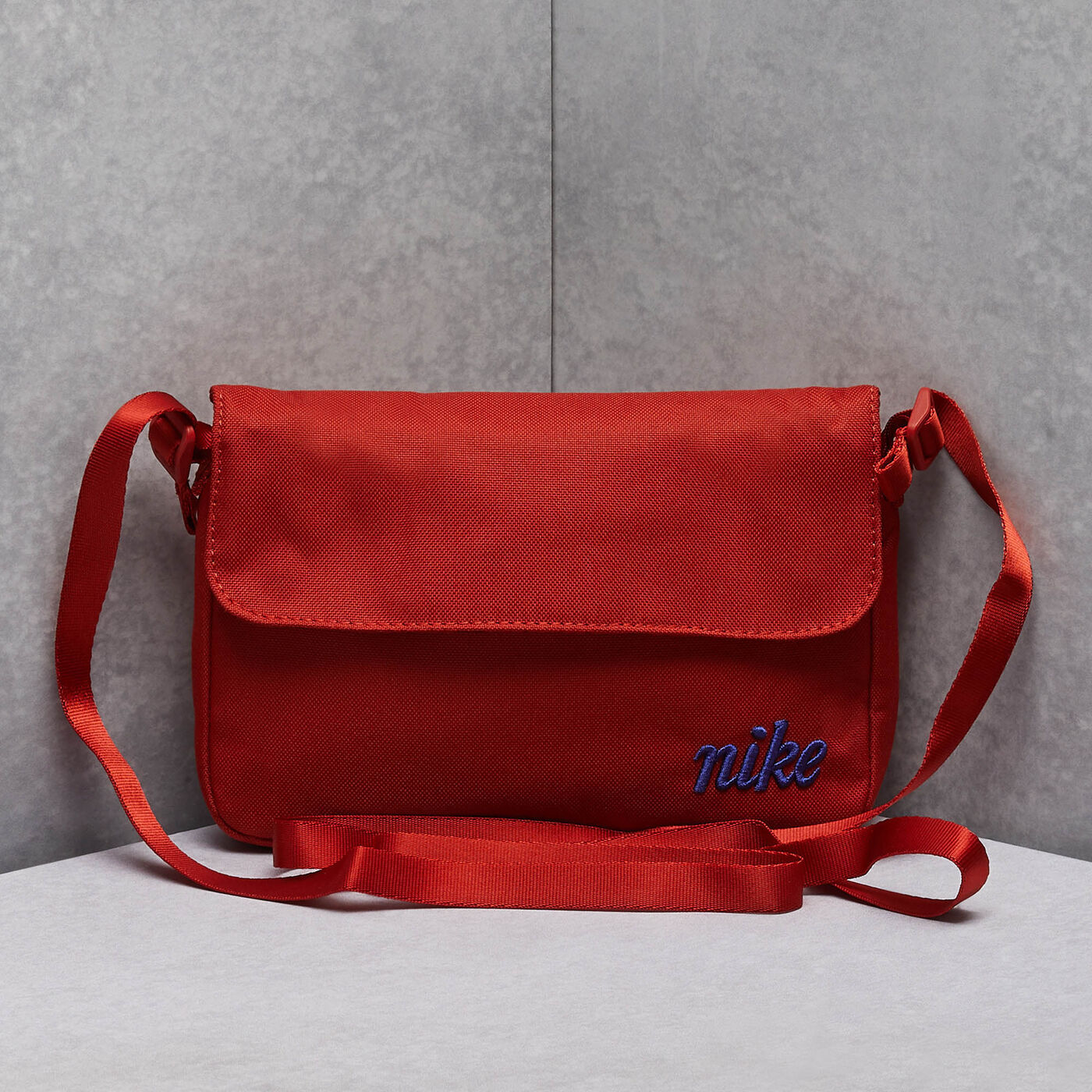 Women's Sportswear Futura 365 Cross-body Bag (3L)