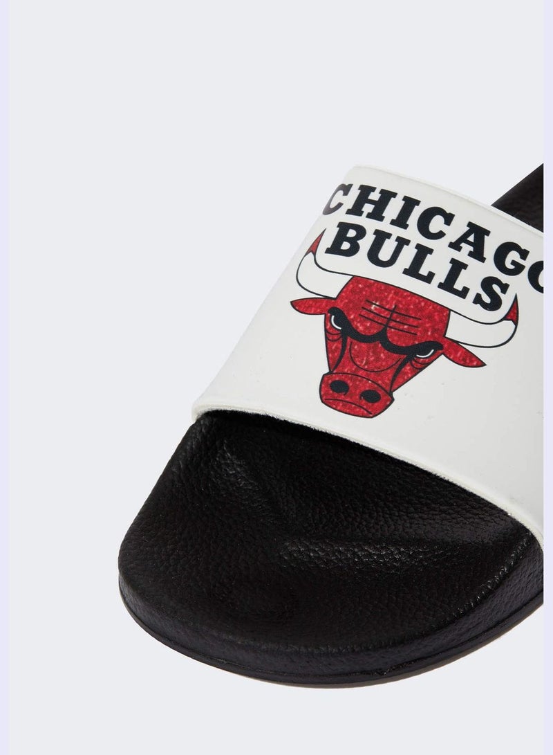 Woman NBA Chicago Bulls Licenced  Slipper