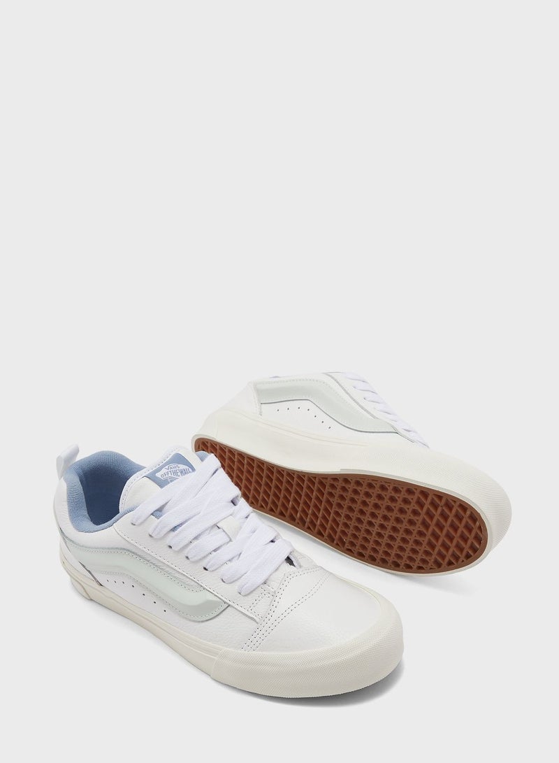 Knu Skool Sneakers