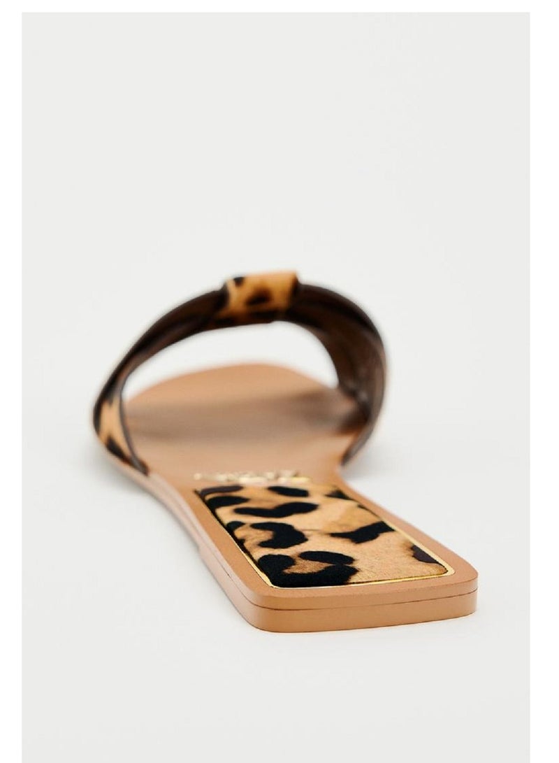 Women Flat Sandals Leopard Print with Cross Straps